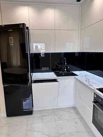 Продам стильну 2к. в ЖК Дніпровська Брама, Слобожанське. Слобожанське