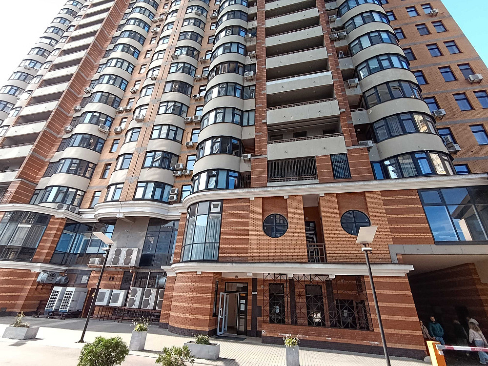 Продаж 4 кімнат. квартири Печерськ, Лесі Українки7А  Гулівер, Кловська Київ - зображення 1