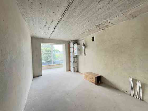 Простора двокімнатна поблизу ТЦ "Арсен" Ивано-Франковск