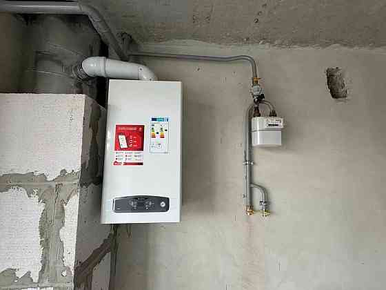 Простора двокімнатна поблизу ТЦ "Арсен" Ивано-Франковск