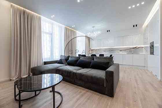 Продаж 3-к квартири ЖК Новопечерські Липки, Верхогляда 17б, 104м2 Киев