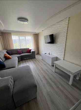 Продається 3к квартира на ж-м Тополя-3 Дніпро