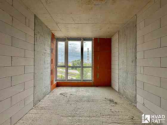 Видова 1 кім. кв. з виглядом на місто та гори в центрі міста Ивано-Франковск