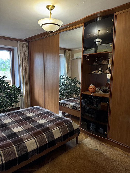 ТОП  Продаж 4 к ЦЕНТР Гоголівська низький поверх Актуальна Киев - изображение 2