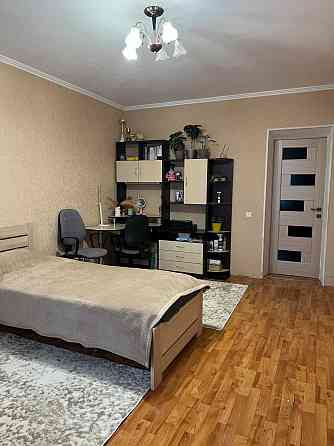 40593 Простора 2-кімнатна квартира у найкращому районі Виставка Хмельницкий