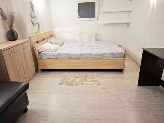 Сдам 1 комн. студию в нижнем цоколе. Всё есть Одесса