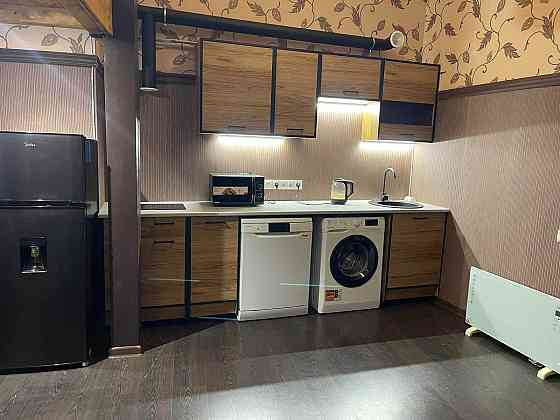 Дніпровська набережна 19а 115м2 Дизайнерська Позняки Ривер Мол Киев