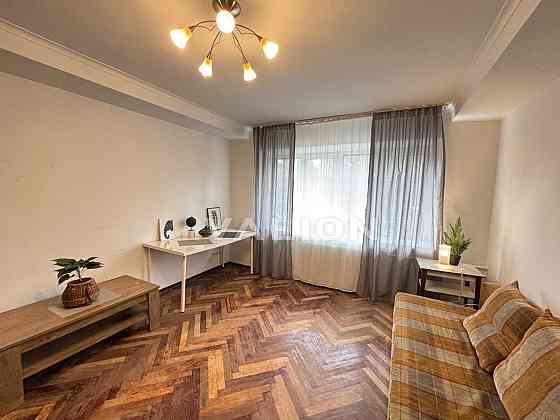 без % Продаж 3к квартири Антонова 43  Солом'янський район Киев