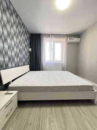 Эксклюзив!! Продам квартиру с ремонтом в ЖК Лазурный !! Харьков