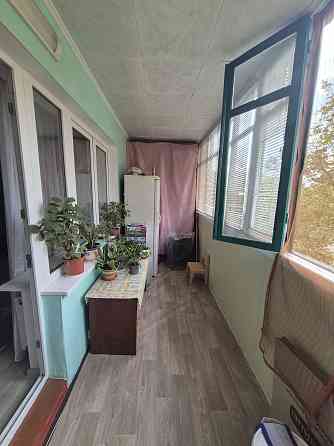 Продам 2 ком квартиру с гаражом Самары