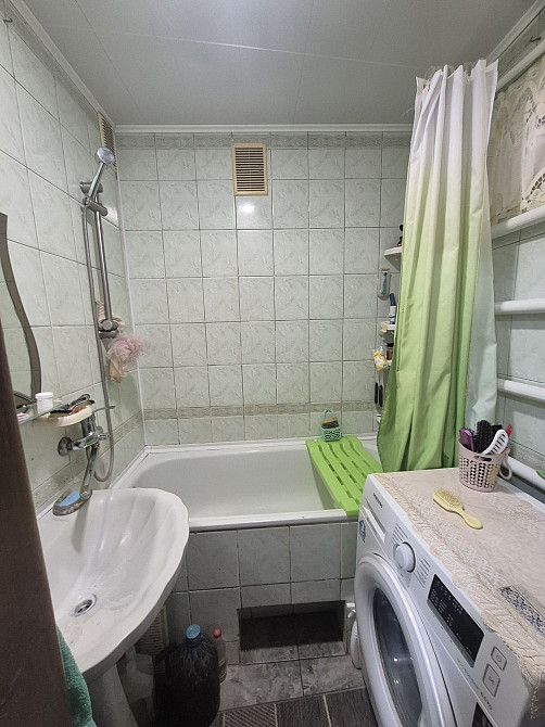 Продам 2 ком квартиру с гаражом Самары - изображение 8