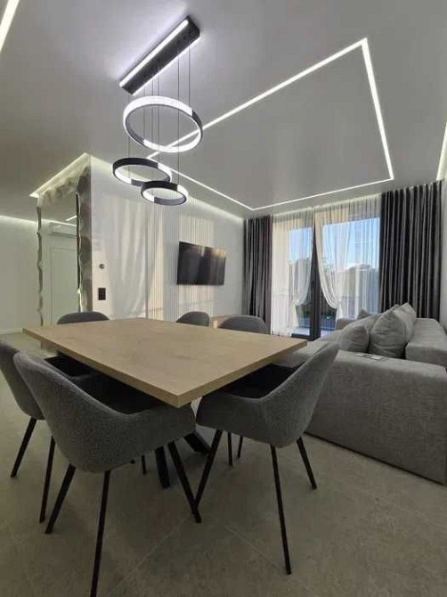 Продаж сучасної 2-кімнатної квартири 62м2 в ЖК Комфорт-Таун Київ - зображення 2