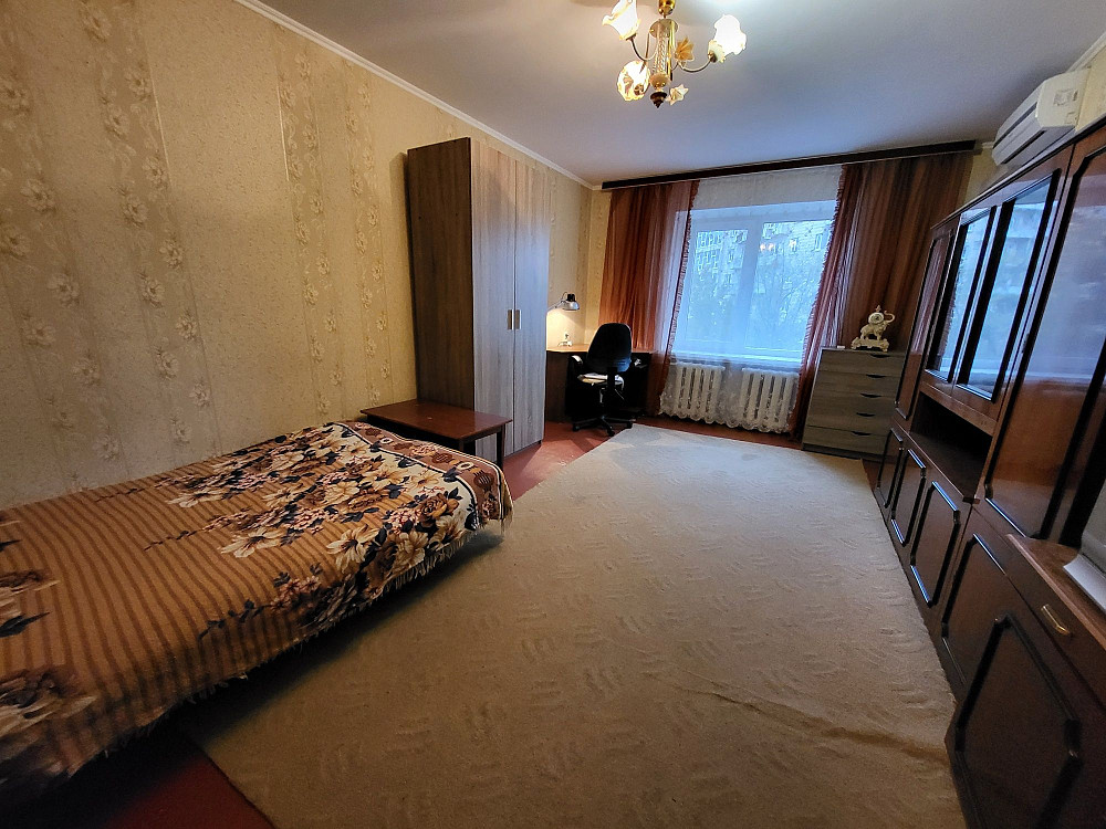 Оренда 1-к., Дарницька площа, вул. К.Калиновського.

Пропонується одно Киев - изображение 1