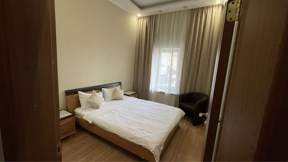 Сдам двухкомнатную квартиру в центре Одесса - изображение 1