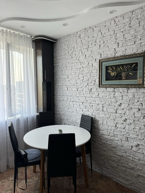 Оренда 2-к. квартири по вулиці Північний бульвар Ивано-Франковск - изображение 2