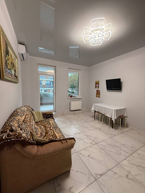 Квартира у моря с террасой и генератором на Каманина Одеса - зображення 3