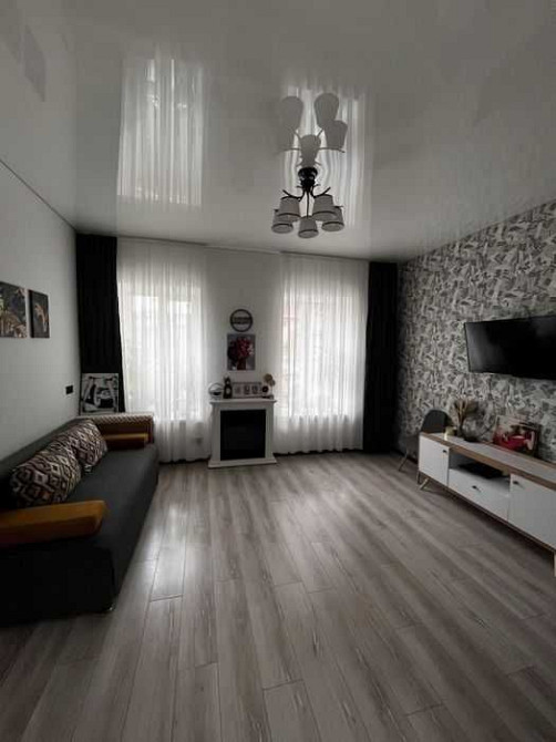 2 комн -40 метров. Центр. 2/3 эт.дома. Ремонт. Мебель. ул.Прохоровская Одесса - изображение 1