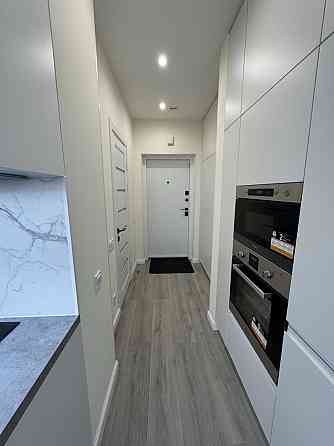 Продаж 1 -к ЖК 4 сезони м. Васильківська Киев