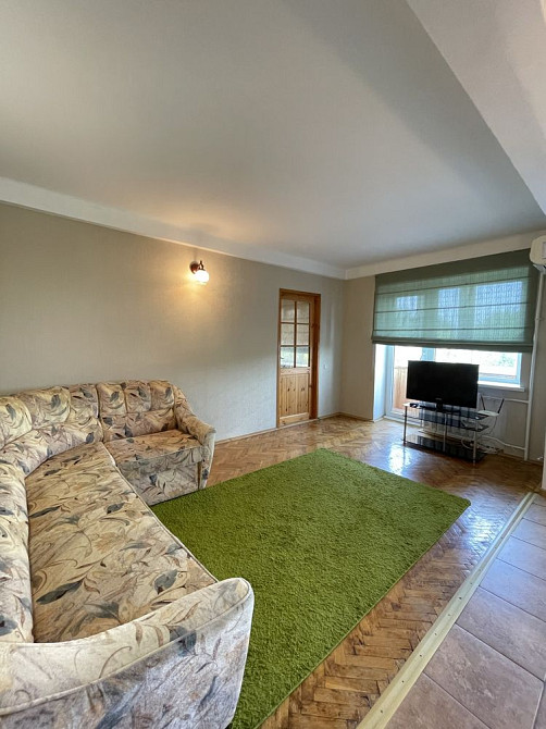 Оренда 2-к вул. Лаврська 4, метро Арсенальна 10 хв! Лавра, парк Слави Киев - изображение 2