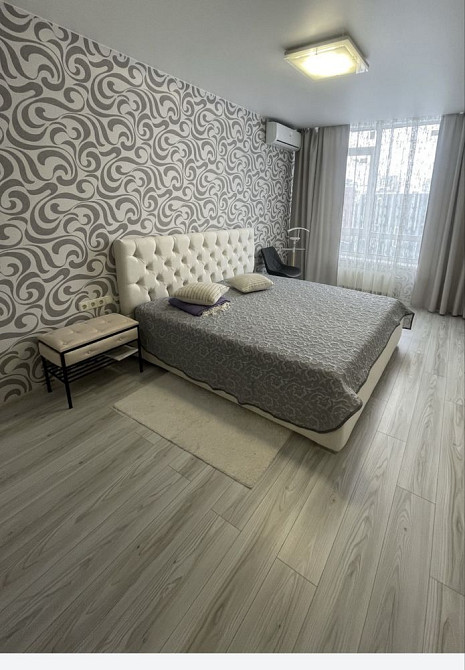 ЖК Республіка, вул. Т. Рильського, 1, комфортна 1 к.кв. 43кв.м Киев - изображение 1