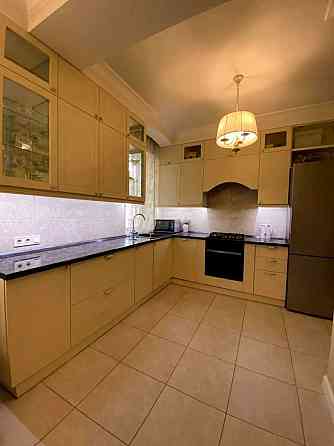 Сдам 2-квартиру ул. Вернадского (Дзержинского)/Центр/Пр.берег Днепр