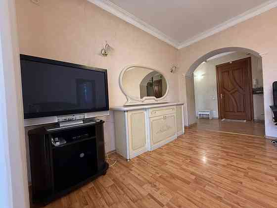 Здається 2 кімнатна квартира, вул. С.Єфремова,2 , центр Днепр