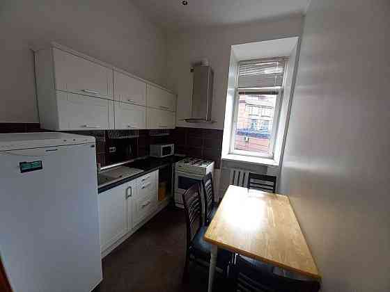 Здам 3к вул Володимирська 77 Центр Метро-7хв пішки Киев