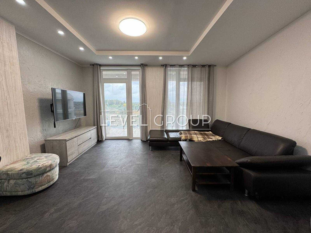 Оренда просторої  2-к квартири в заміському ЖК Park Lake City Подгорцы - изображение 1