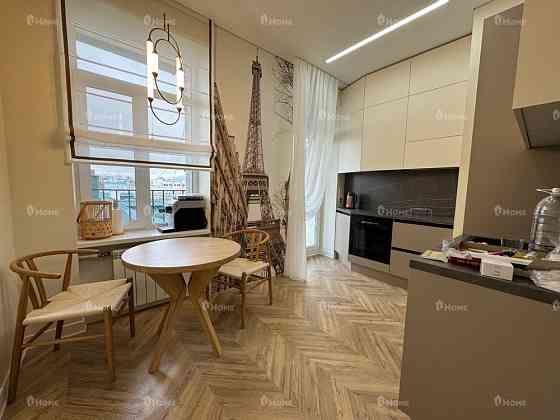 Трикімнатна квартира в центрі | метро Майдан Конституції Харьков