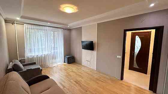 Без% Фото реал 1к м Арсенальна 9хв. Печерськ Іпсилантієвський провулок Киев