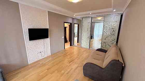 Без% Фото реал 1к м Арсенальна 9хв. Печерськ Іпсилантієвський провулок Киев