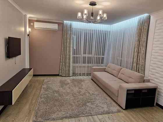 довгострокова оренда трикімнатної квартири в новобудові біл парку Івано-Франківськ