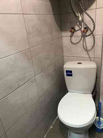 Двохкімнатна квартира на вул Виговського Киев