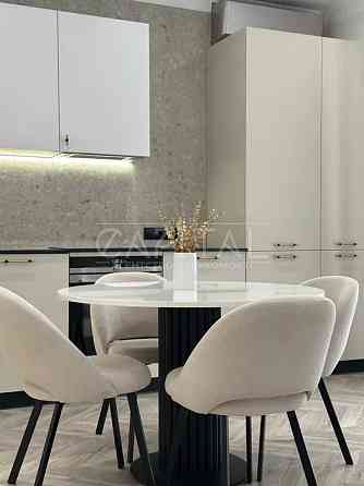 Аренда  Квартира  Набережно-Рыбальская дорога Киев Киев