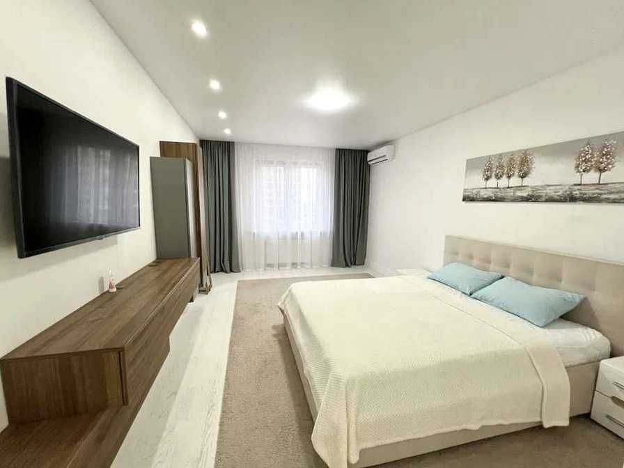 Оренда 1-кімнатної квартири на вул. Сергія Данченка, 3 Киев - изображение 1