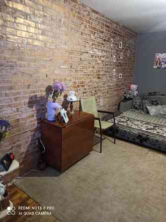 Продам 2 комнатную кв. на Янгеля (Титова) Дніпро