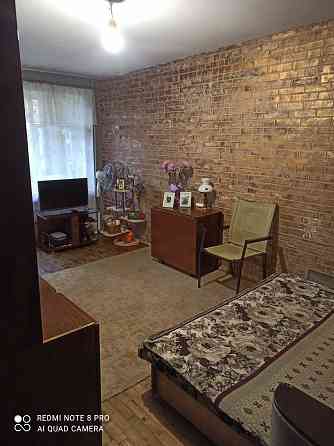 Продам 2 комнатную кв. на Янгеля (Титова) Дніпро