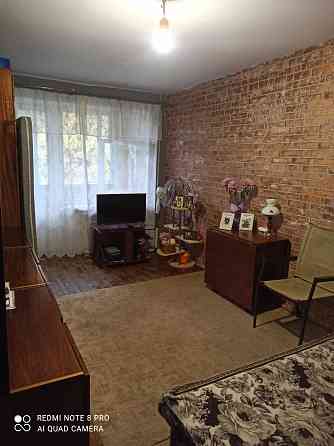 Продам 2 комнатную кв. на Янгеля (Титова) Дніпро