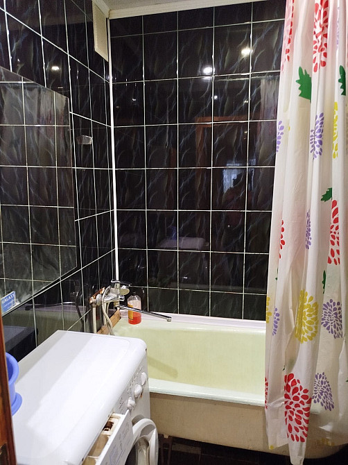 Простора 3-х кімнатна квартира, Район 173 квартал/Молодіжний Кривий Ріг - зображення 7