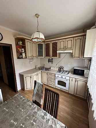 Продам 3-х кімнатну квартиру з індивідуальним опаленням біля Арсену Ивано-Франковск