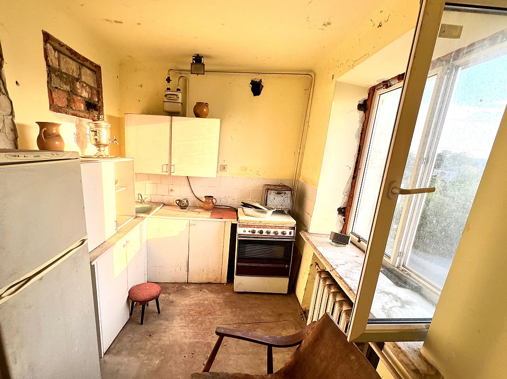 Соборна 58. 2-х 56м під ремонт, 5/5пов, центр, базар 5хв пішки Сарны - изображение 4