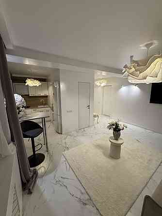 Однокімнатка квартира - студія біля Цирку, без комісії, Власник Киев