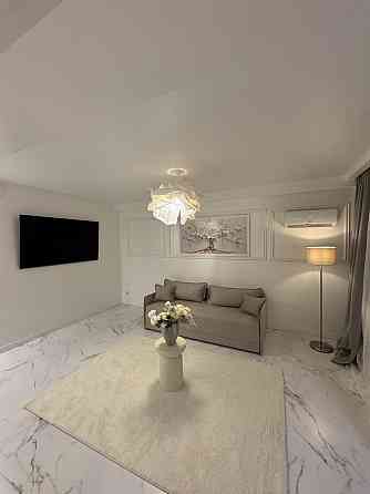 Однокімнатка квартира - студія біля Цирку, без комісії, Власник Киев