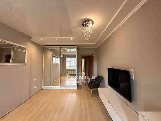 Квартира з ремонтом. Цегляний будинок на Сахарова. 72 кв.м. Одесса