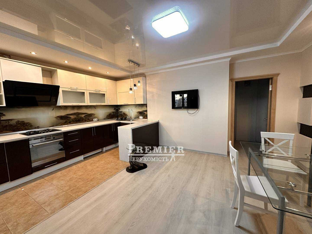 Квартира з ремонтом. Цегляний будинок на Сахарова. 72 кв.м. Одесса - изображение 4