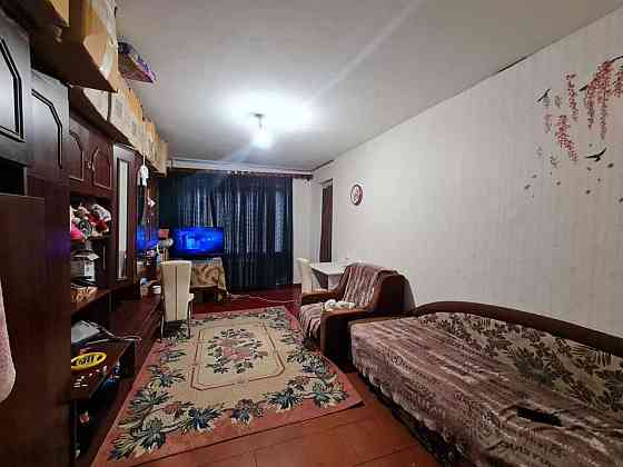 Продам 3-х комнатную квартиру на Бочарова Одесса