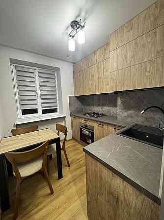 Оренда двохкімнатноі квартири вул . Незалежності , 39 / Стометрівка Івано-Франківськ