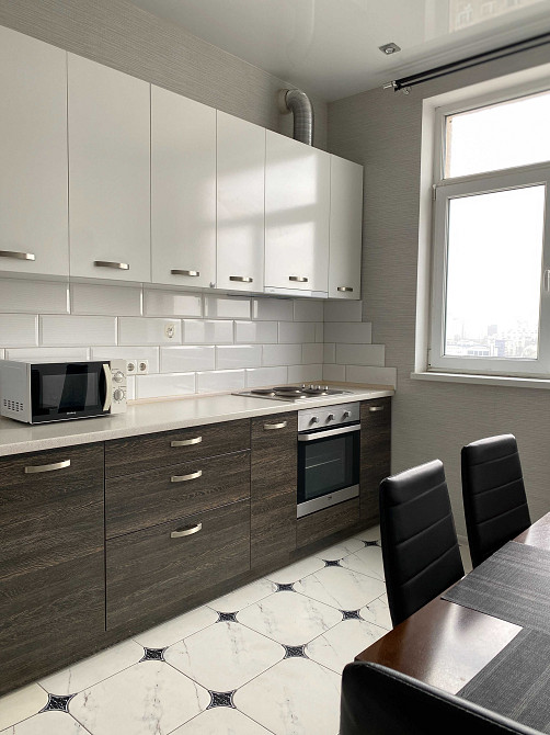 2-кімн у ЖК Елегант, Жилянська 118, метро Вокзальна та Університет Киев - изображение 1