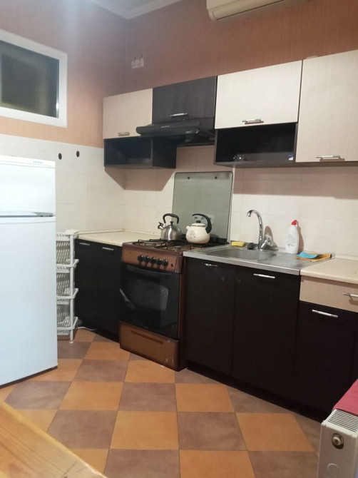 2 ком на длительны срок без выселения на лето Черноморск - изображение 1