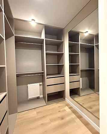 Продаж 1-к квартири 61 м кв. з 2 гардеробними, м. Київ Киев